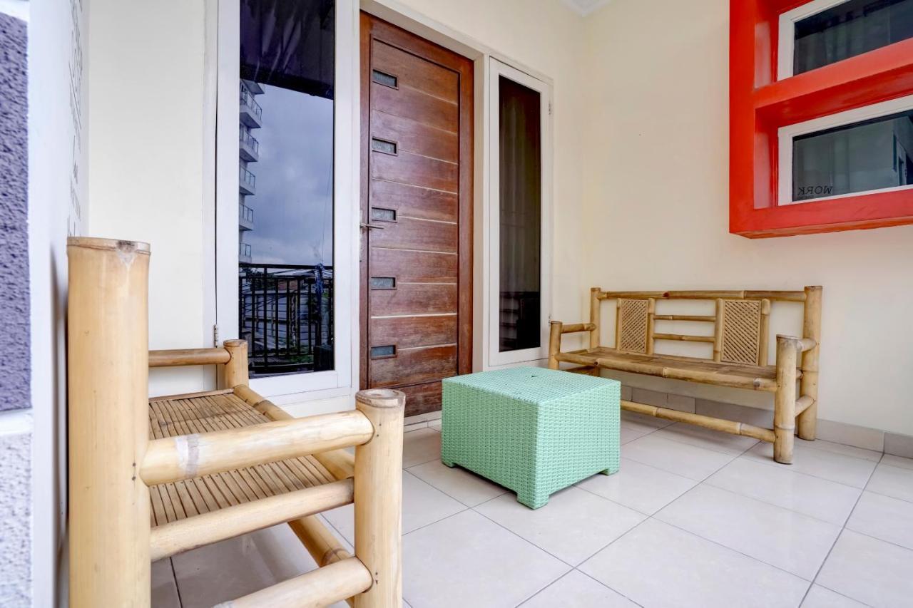 Radio Backpacker Guesthouse Syariah Bandung Exteriér fotografie
