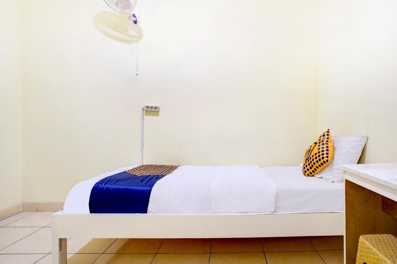 Radio Backpacker Guesthouse Syariah Bandung Exteriér fotografie