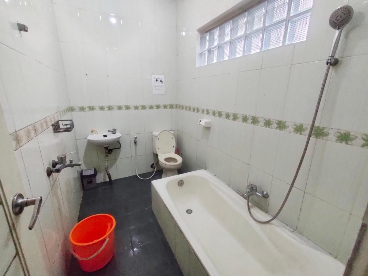 Radio Backpacker Guesthouse Syariah Bandung Exteriér fotografie